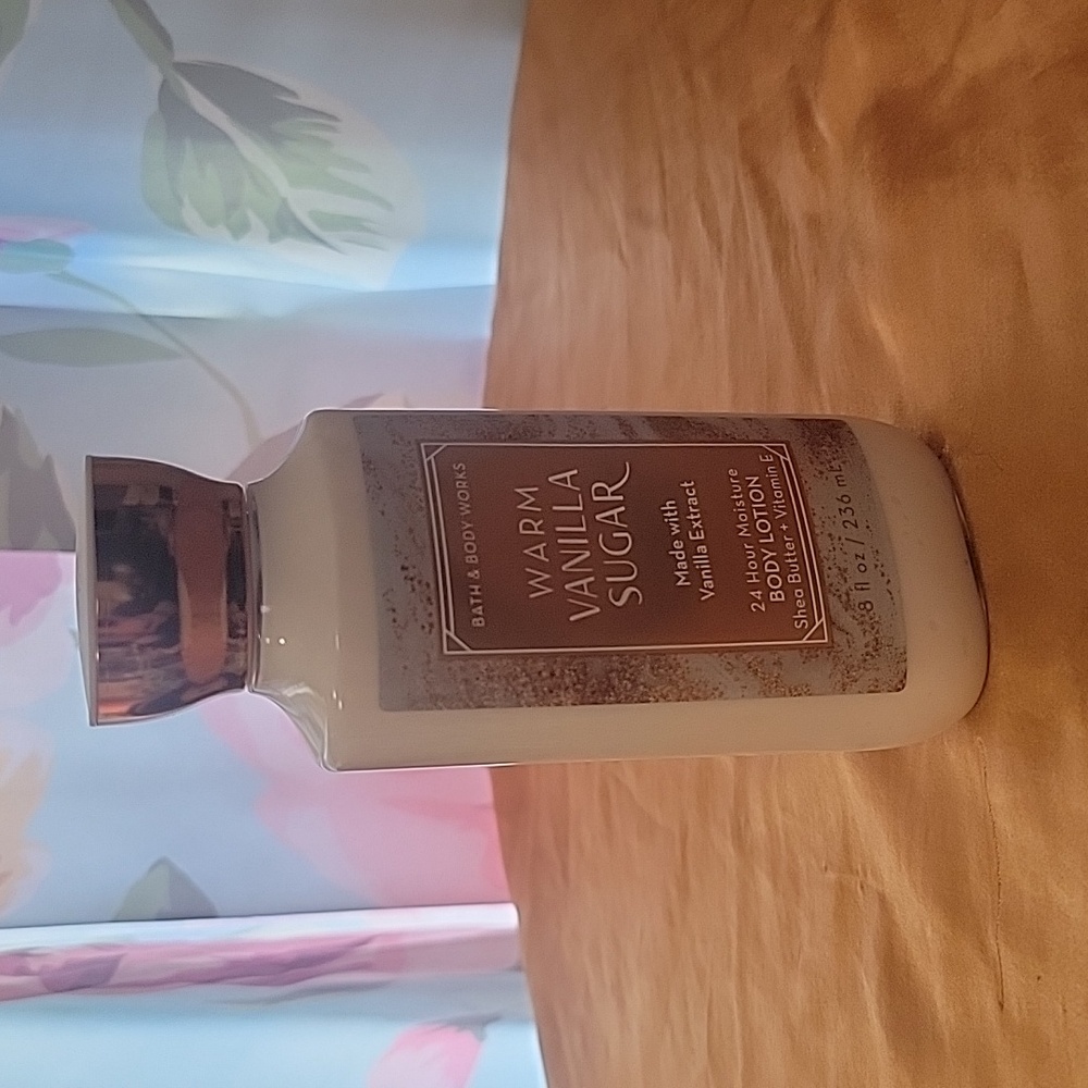 NEW Bath & Body Works Warm Vanilla Sugar Body Lotion